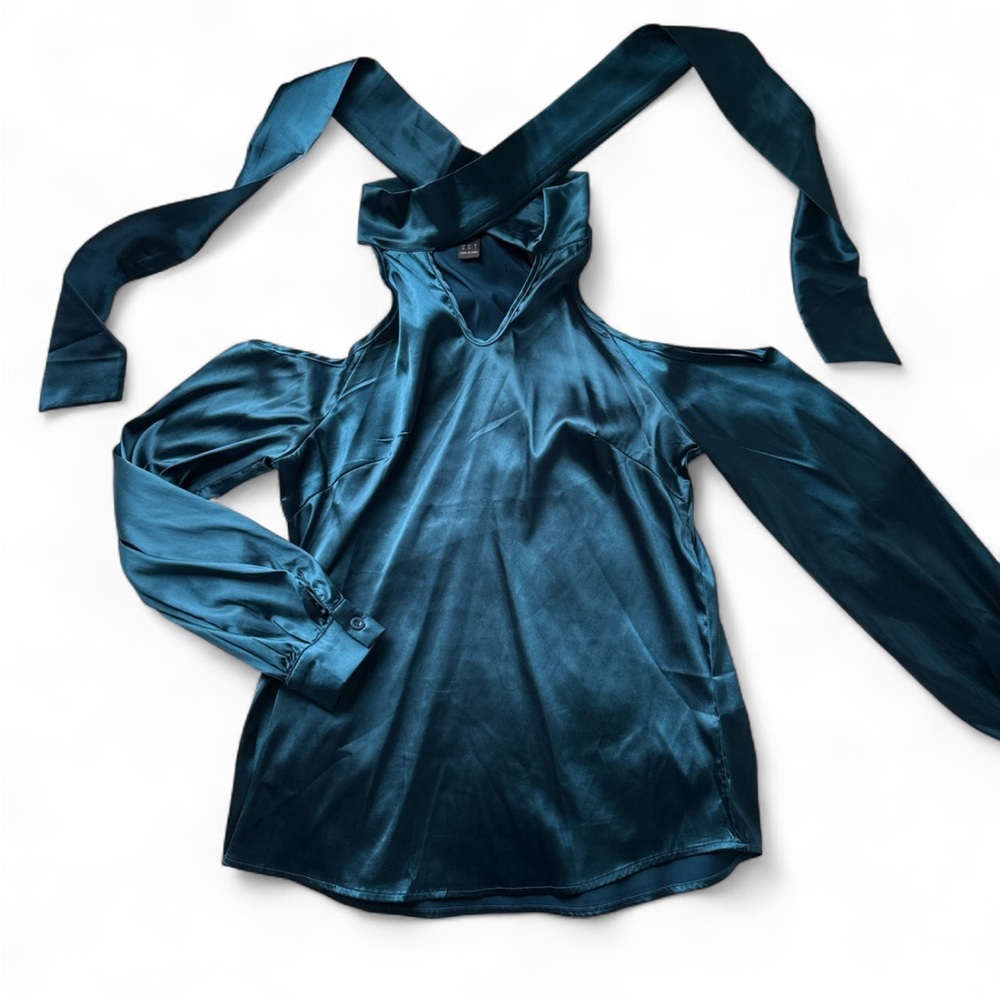 shein shiny cold shoulder long sleeve tie up top teal size XS